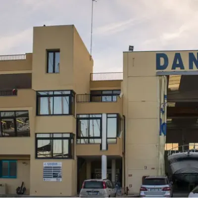 Danese 33